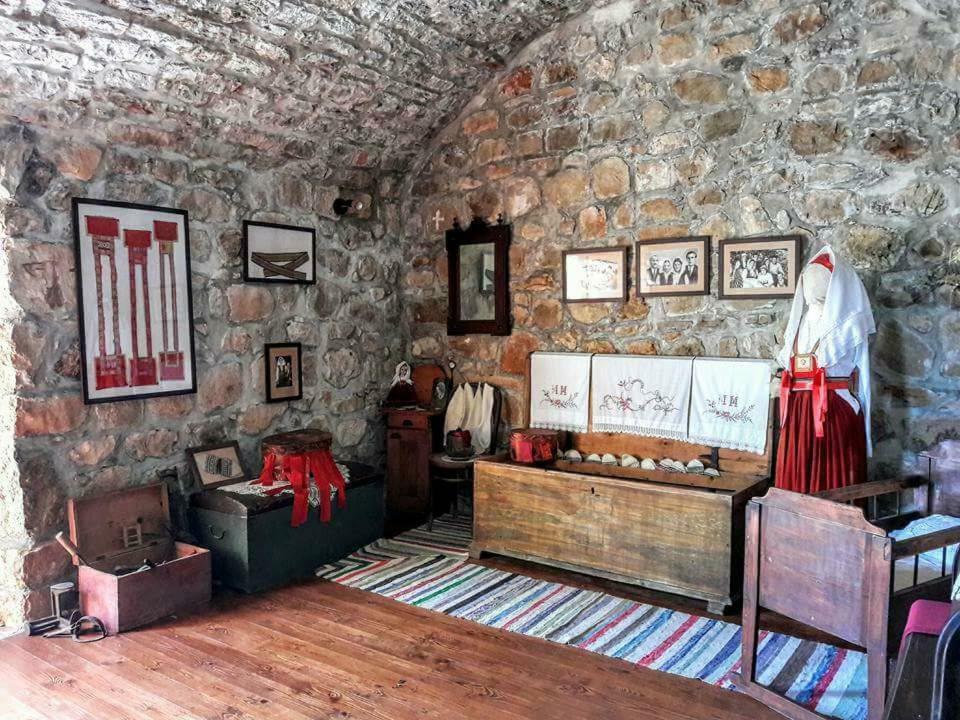 شقة Stone House Biskup Babino Polje المظهر الخارجي الصورة